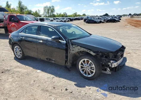 2019 Mercedes-Benz A 220 z USA, uszkodzony, nr VIN WDD3G4EB0KW032494